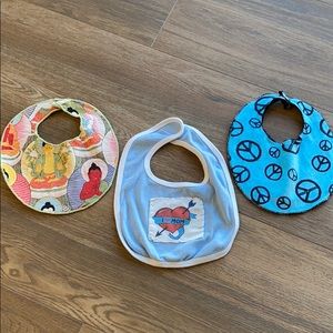 3 pieces bibs!  Buddha, peace, I love mom!